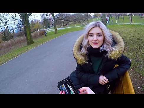 ❤️ Swallows in frjemdling syn hot cum foar jild - blowjob yn it park troch Eva Elfie Fuckfideo op fy.pornobot.ru ☑